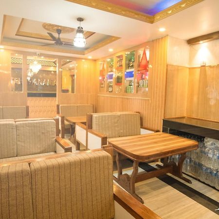 Oyo 304 Hotel Manama Balaju Kültér fotó
