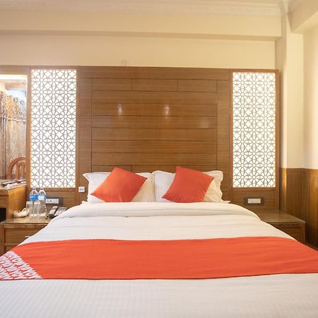 Oyo 304 Hotel Manama Balaju Kültér fotó