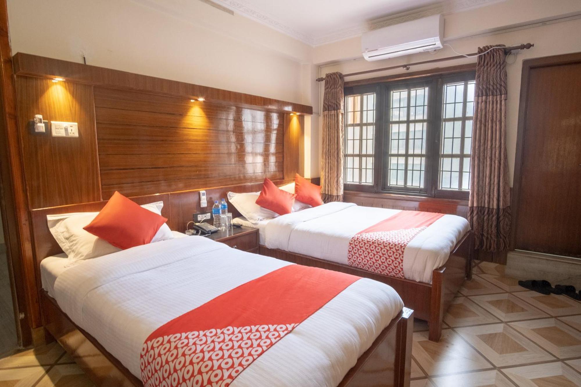 Oyo 304 Hotel Manama Balaju Kültér fotó
